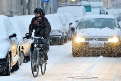 Auf zwei Rädern sicher durch den Winter